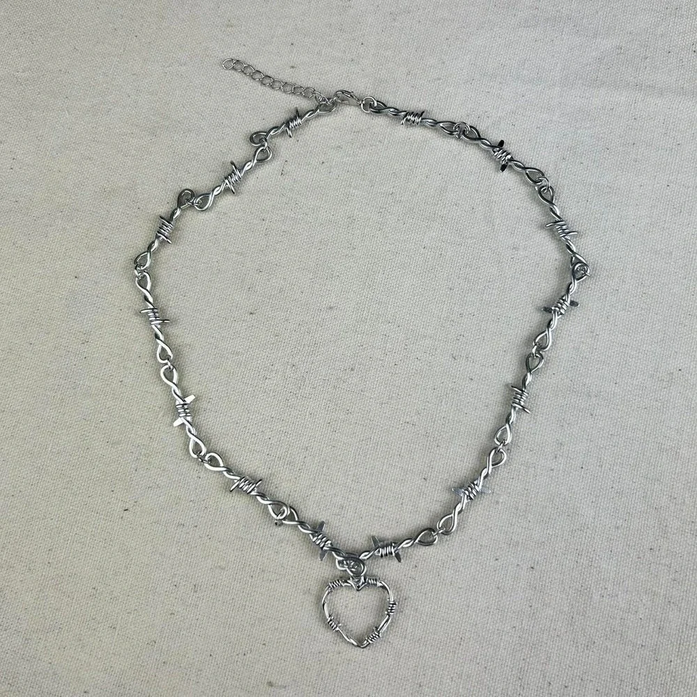 Vintage Y2K silver barbed wire heart opium cyber punk style necklace barb wire